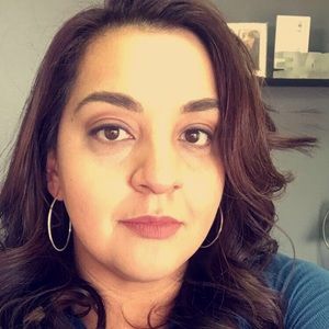 Meet your Posher, Veronica