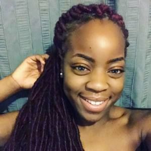 Meet your Posher, Lexie