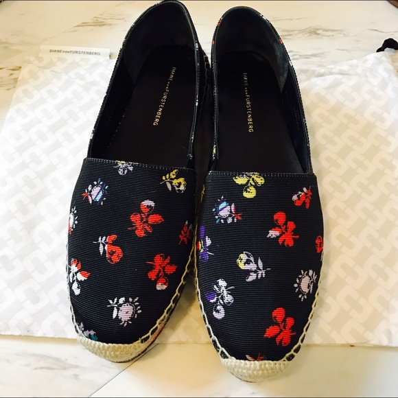 Diane von Furstenberg Shoes - NEW || Diane von Furstenberg Tulum Espadrilles