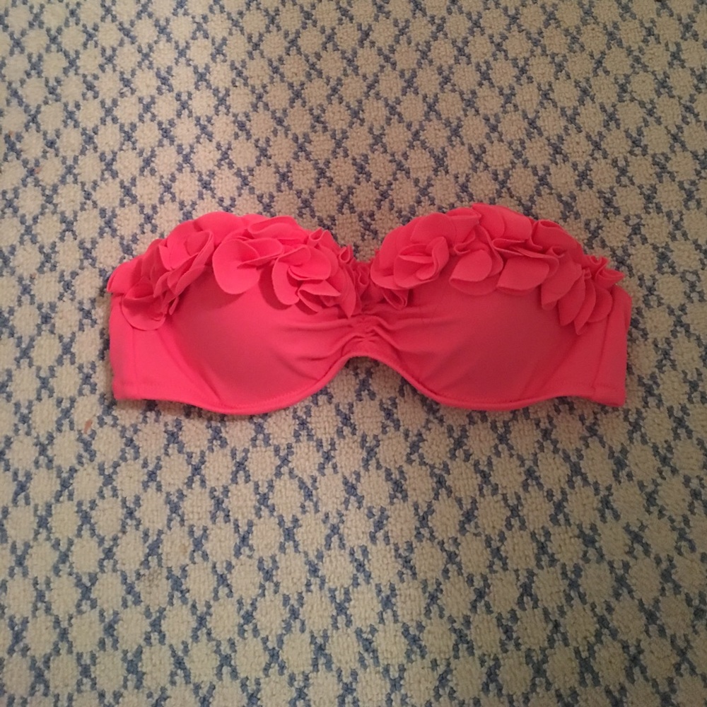 Barely ever worn Victoria secret bathing suit top