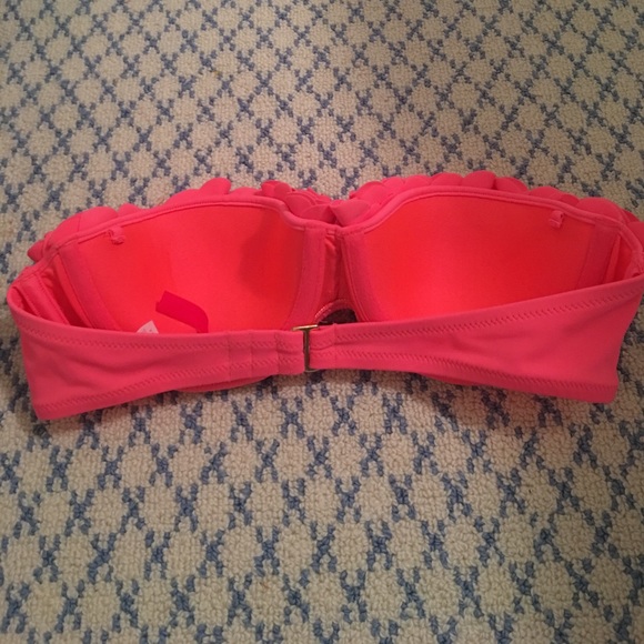 Barely ever worn Victoria secret bathing suit top - Picture 2 of 2