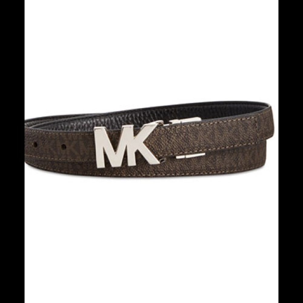 Michael Kors Twist Reversible Leather Logo Belt - Picture 6 of 8