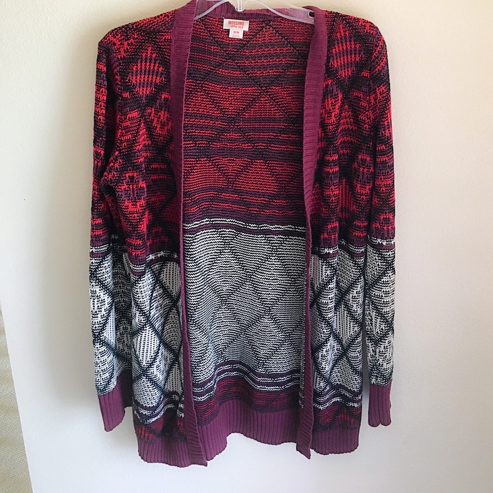 Long knitted cardigan