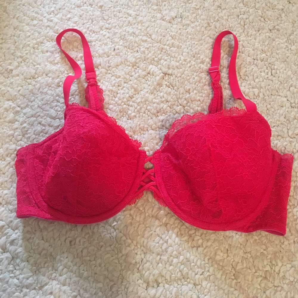 Victoria's Secret Very Sexy balconet bra