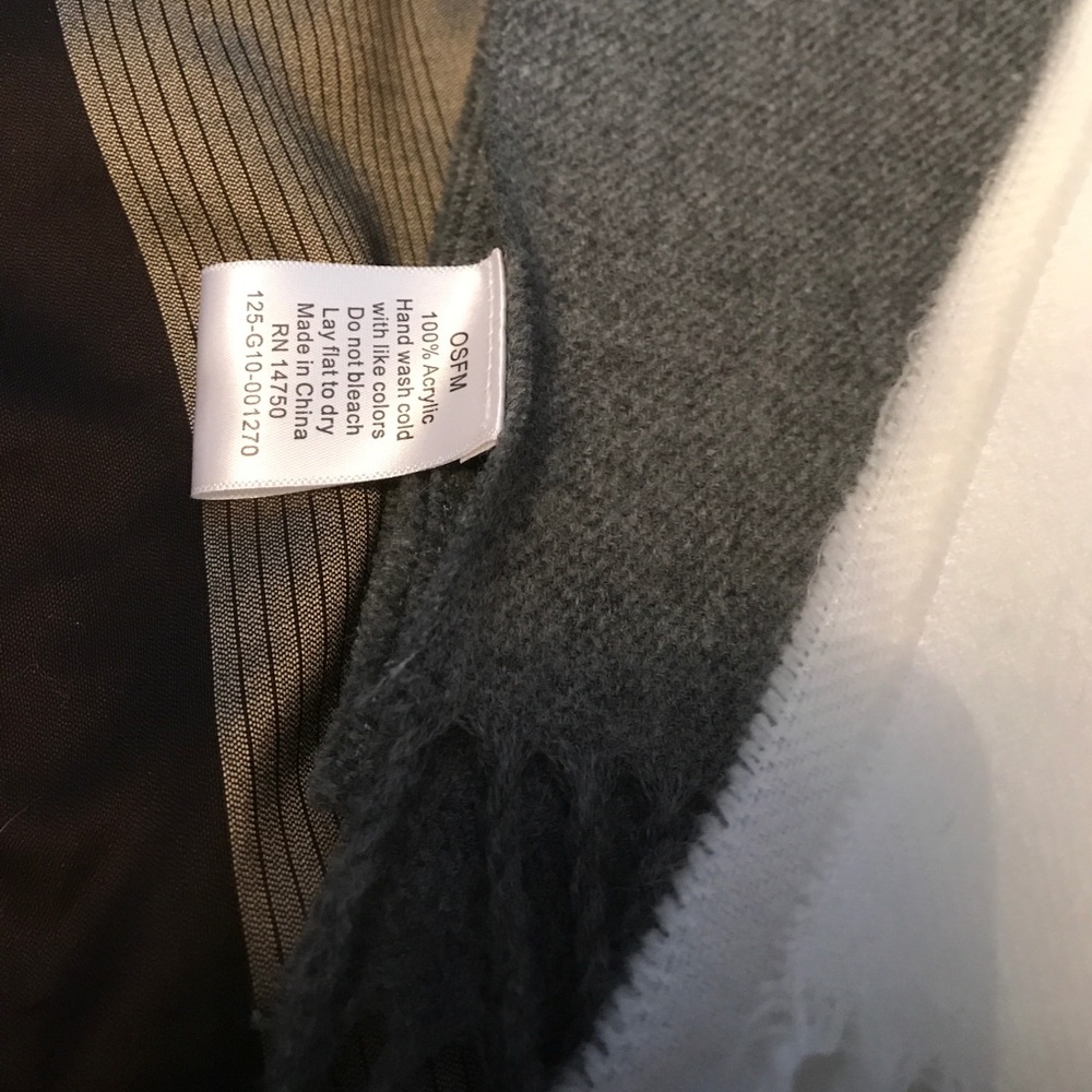 Scarf bundle!! - Picture 2 of 2