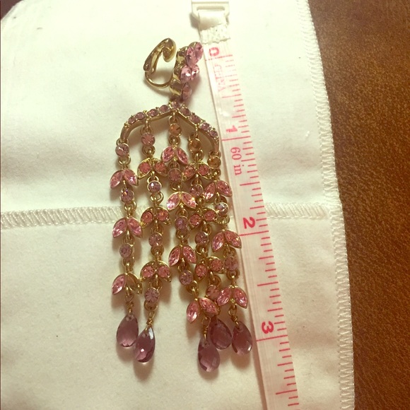 Clip on.....beautiful Chandelier style earrings💕 - Picture 4 of 4
