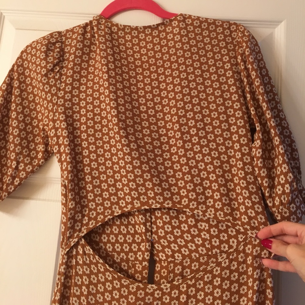 For love and lemons ๐ button up maxi dress - Picture 3 of 4