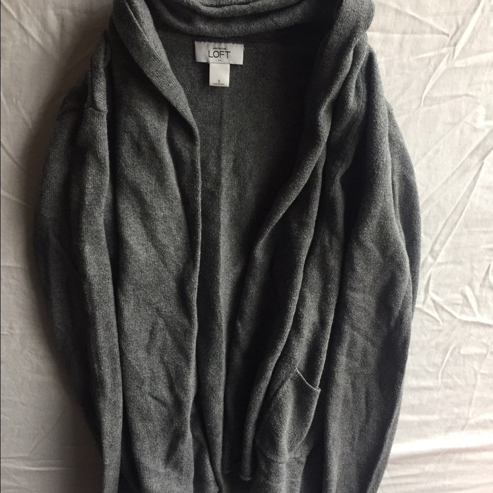 Ann Taylor Loft Grey cardigan