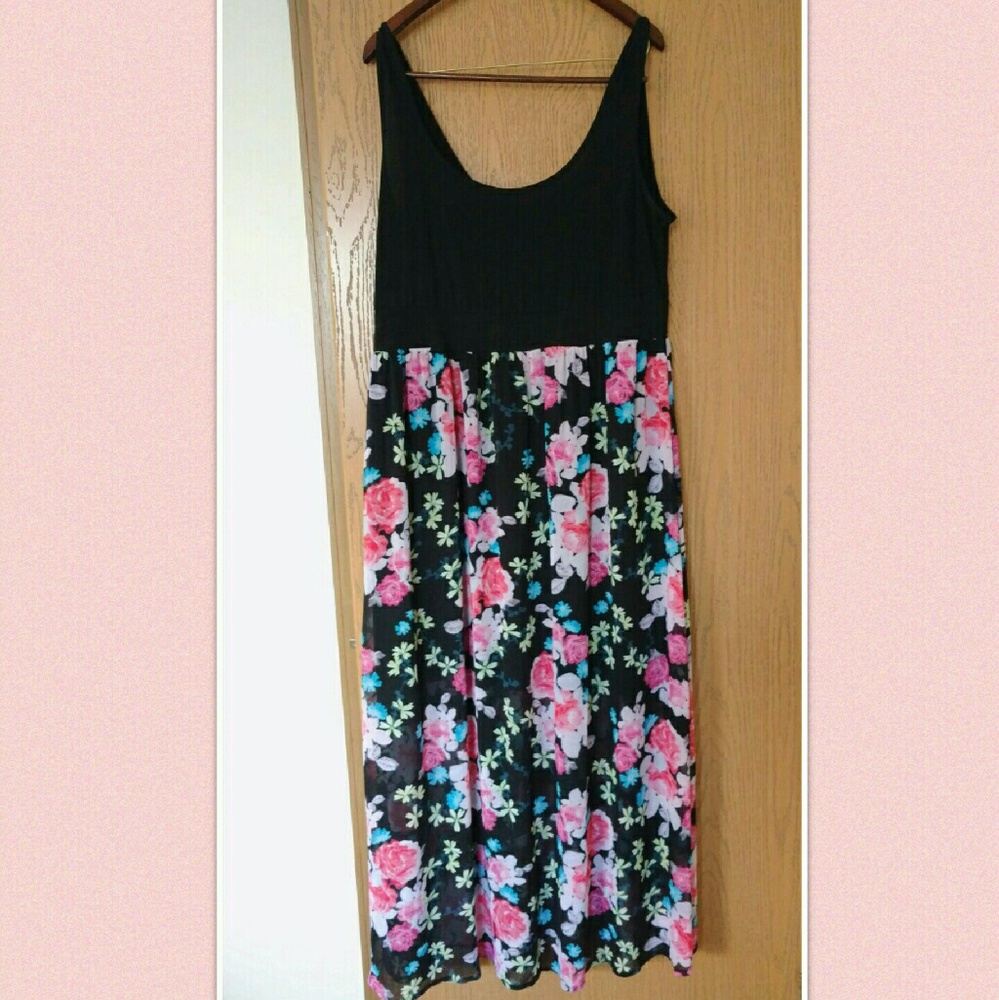 Torrid Floral Maxi Dress