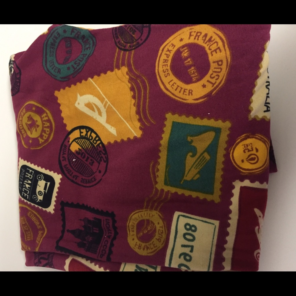 Stamps Travel Lularoe OS Leggings .  Burgundy base