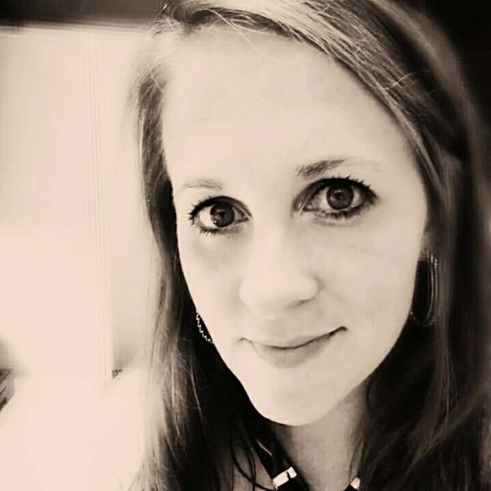 Meet your Posher, Stacy