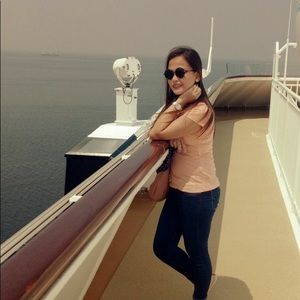 Meet your Posher, Lyn