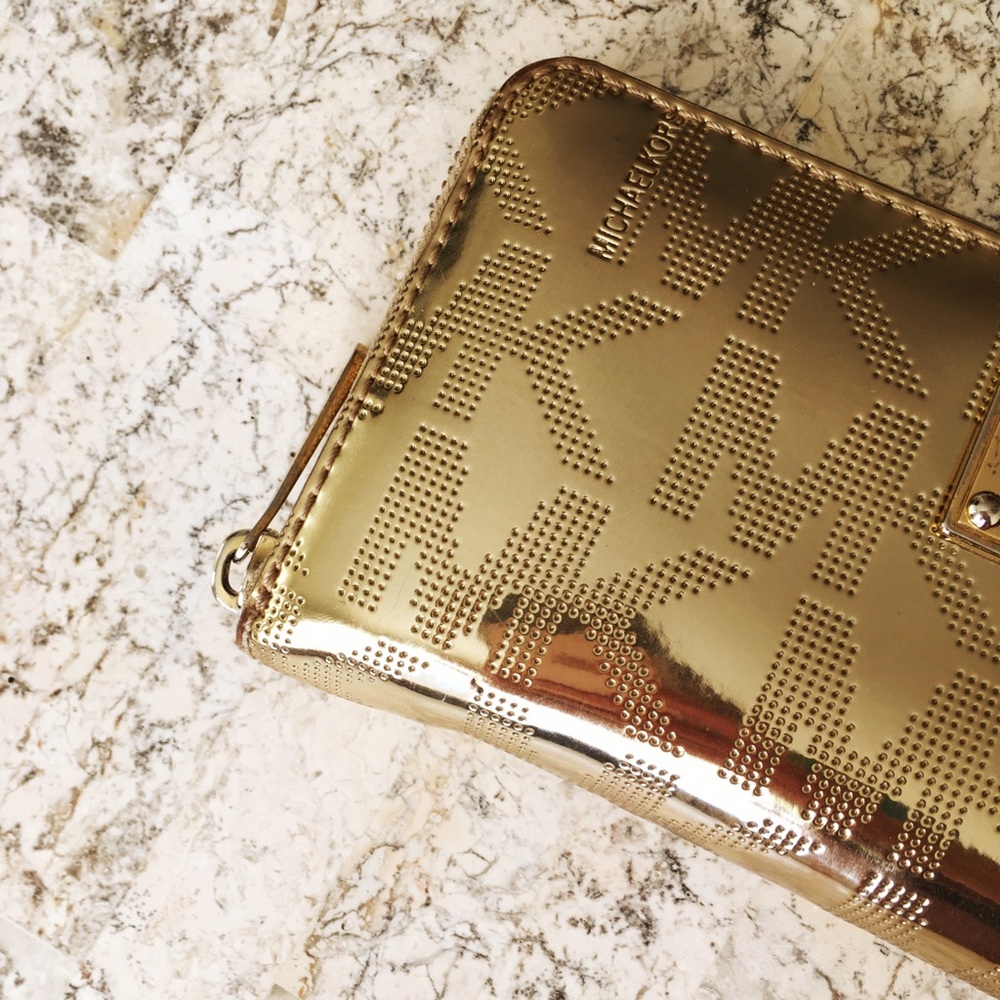GOLD MICHAEL KORS WALLET