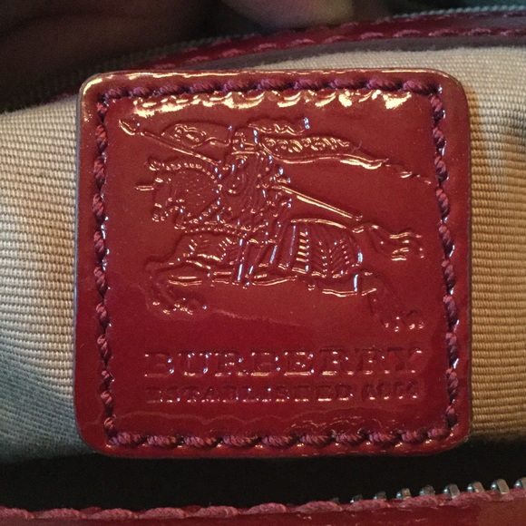 NOW SOLD - ADDITIONAL PICS AUTHENTIC BURBERRY BAG! - Picture 6 of 8