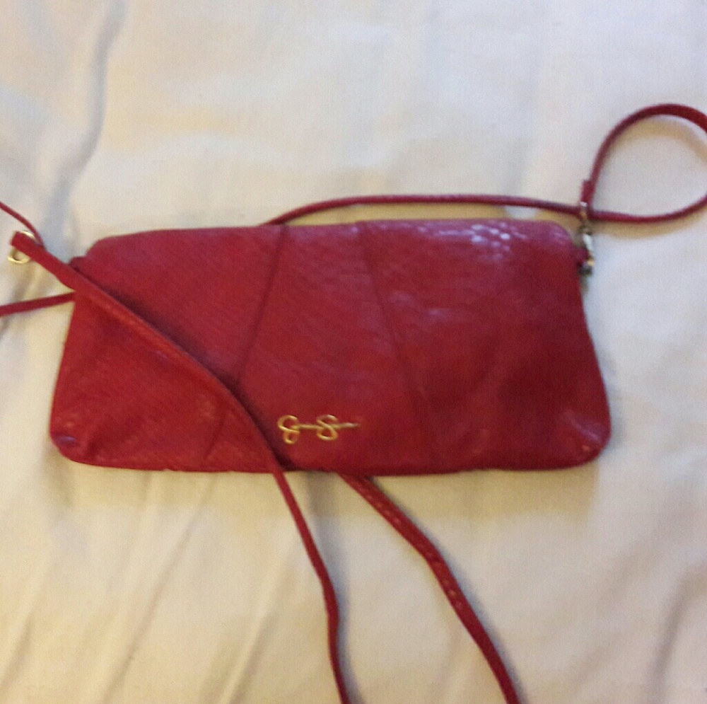 Red purse - Picture 2 of 2