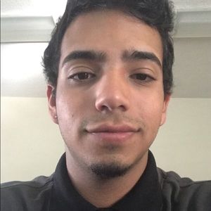 Meet your Posher, Edgardo