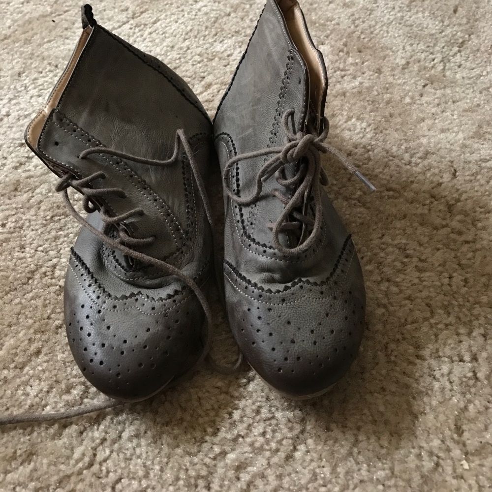 Ankle boots