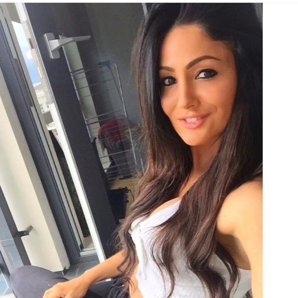 Meet your Posher, Tallia