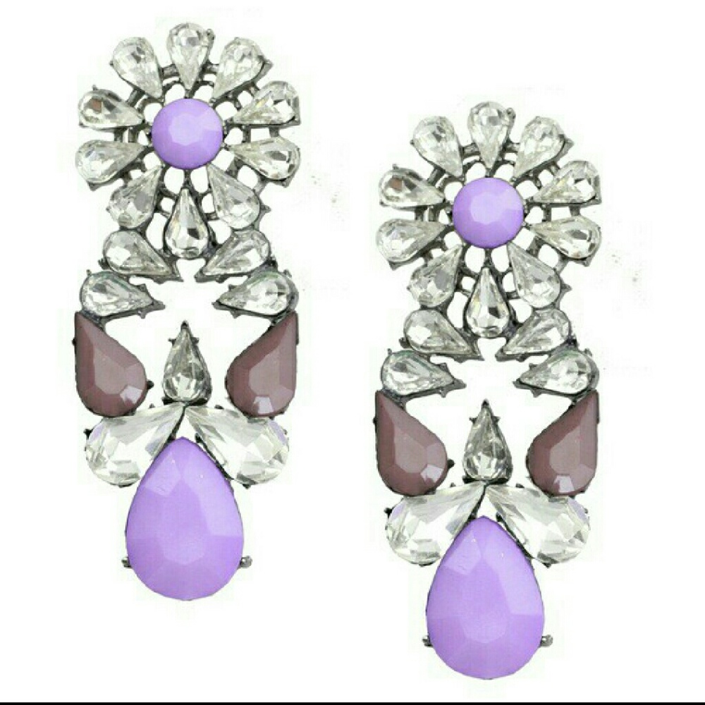 Sale!!   Purple statement earings.