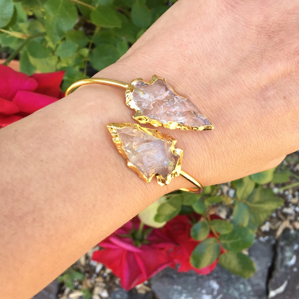 LAST ☝️! Crystal Arrowhead Bangle - Picture 6 of 6