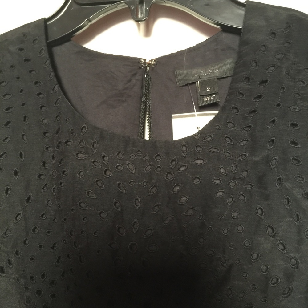 πHPπ J Crew Black Eyelet Ruffle Hem Top - Picture 2 of 6