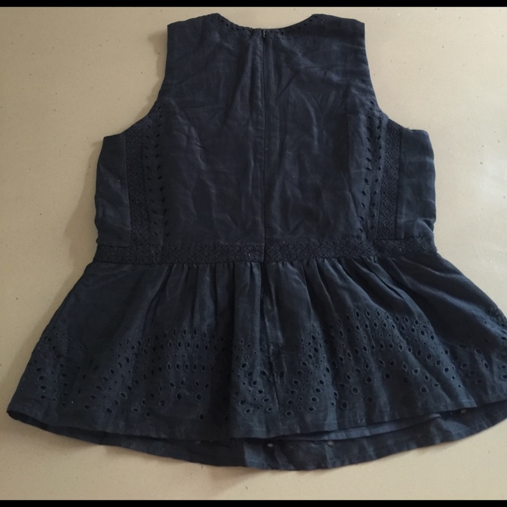 πHPπ J Crew Black Eyelet Ruffle Hem Top - Picture 6 of 6