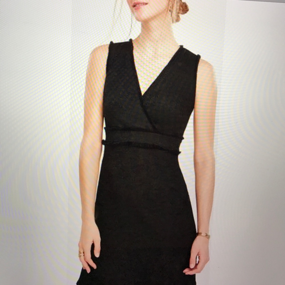 ANN TAYLOR LONG V-NECK FLOUNCE DRESS