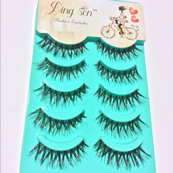 Soft Natural Thick False Fake Eyelashes - Picture 1 of 1