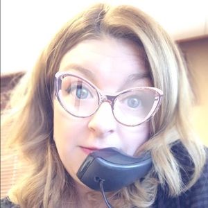 Meet your Posher, Crystal