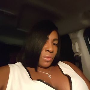 Meet your Posher, Nadine