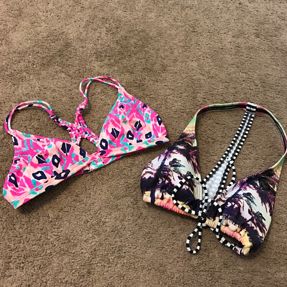 2 roxy bikini tops