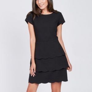 Ava black scalloped hem dress size large