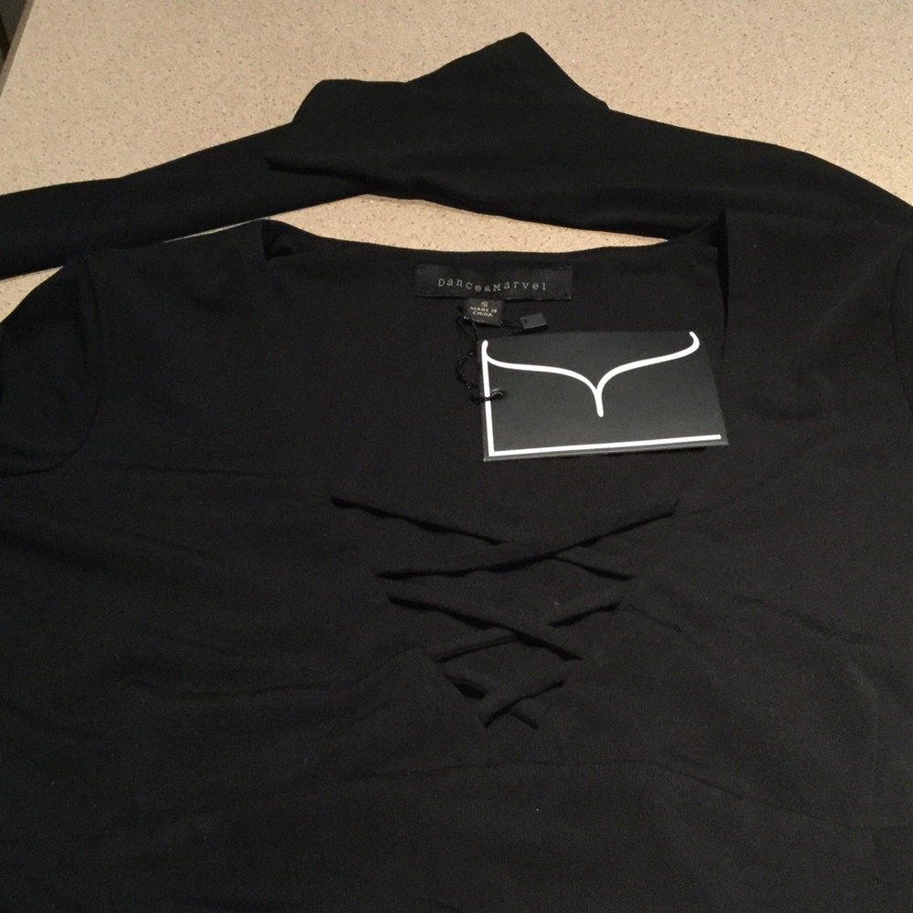 Dance Marvel NWT Long Sleeve Crop Top