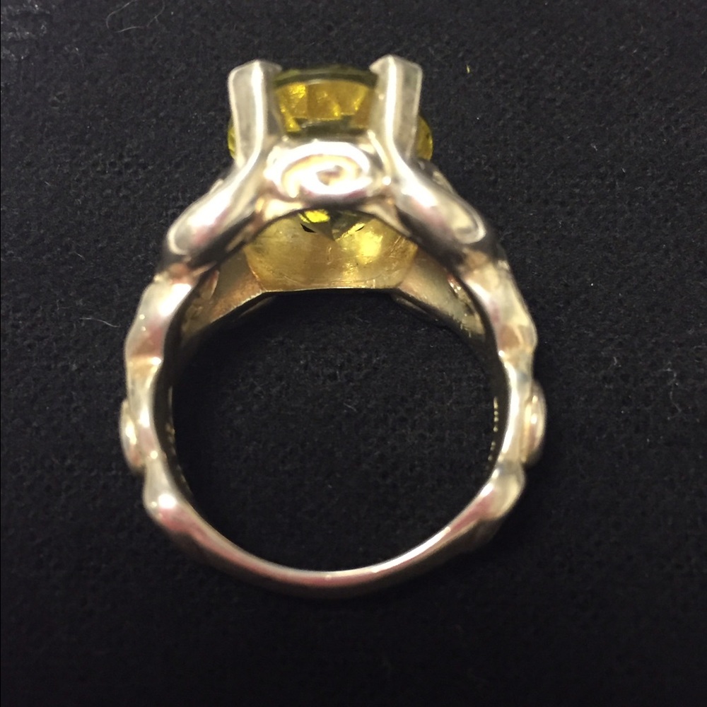 Lovely Statement Ring - image 5