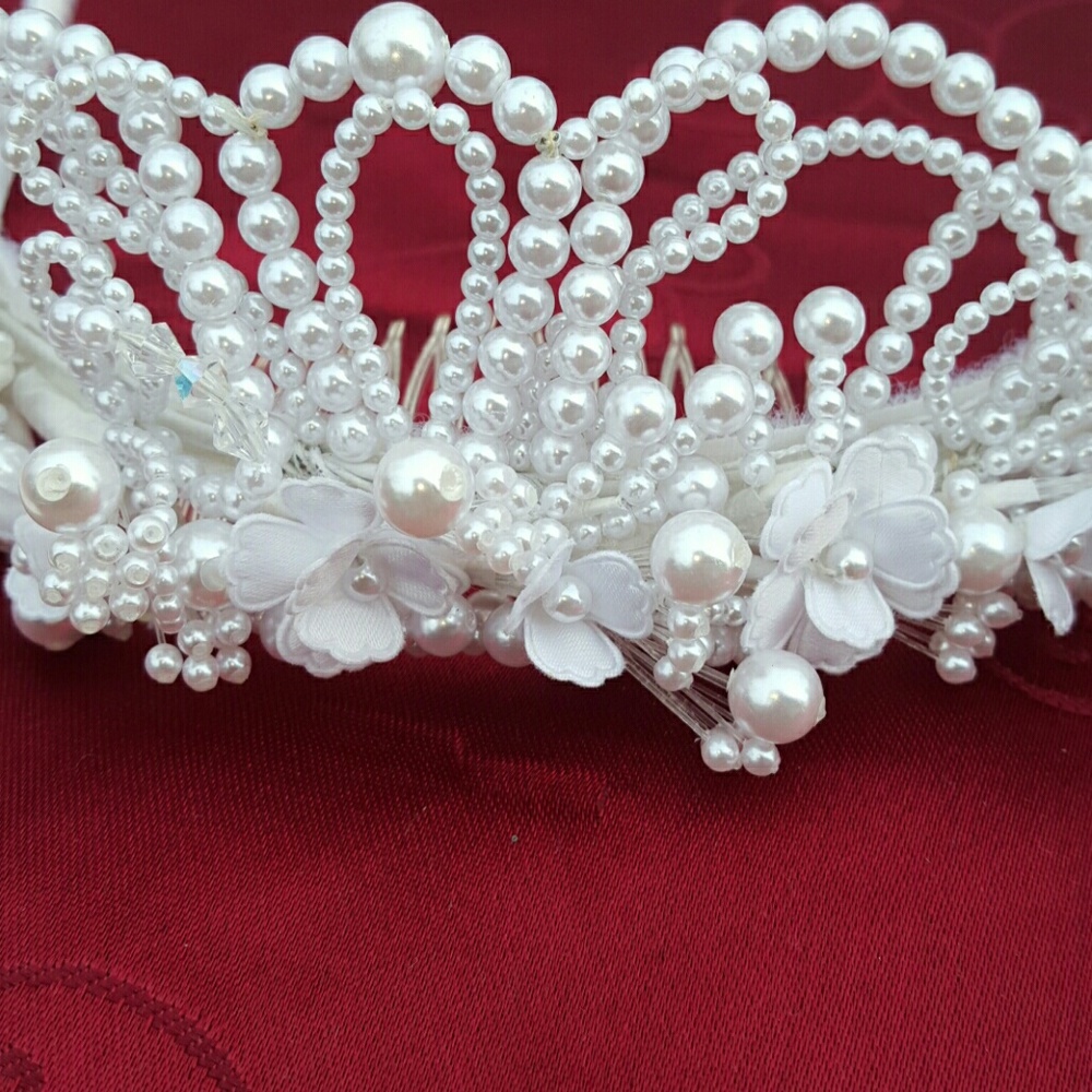 Crown # 1322 - Picture 2 of 2