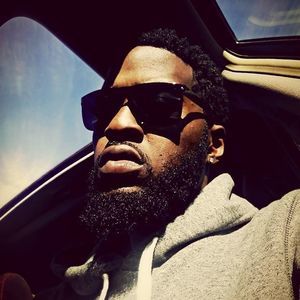 Meet your Posher, Desmond