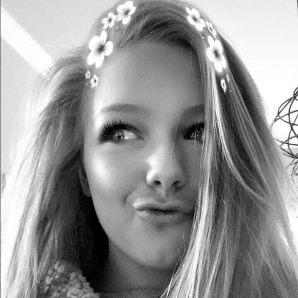 Meet your Posher, Hope