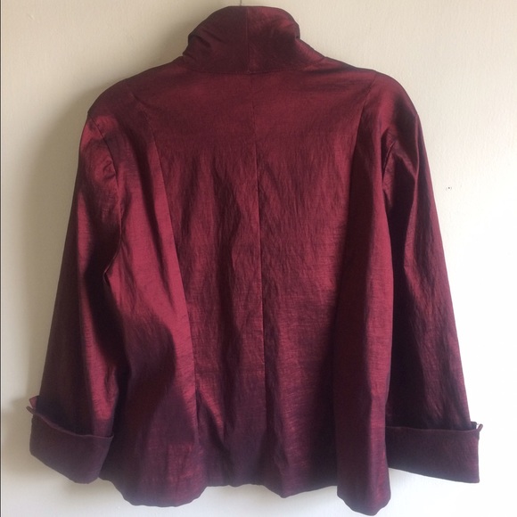 Elegant Stylish Blouse W/ Faux Diamond Buttons DRESSBARN. - Picture 2 of 5