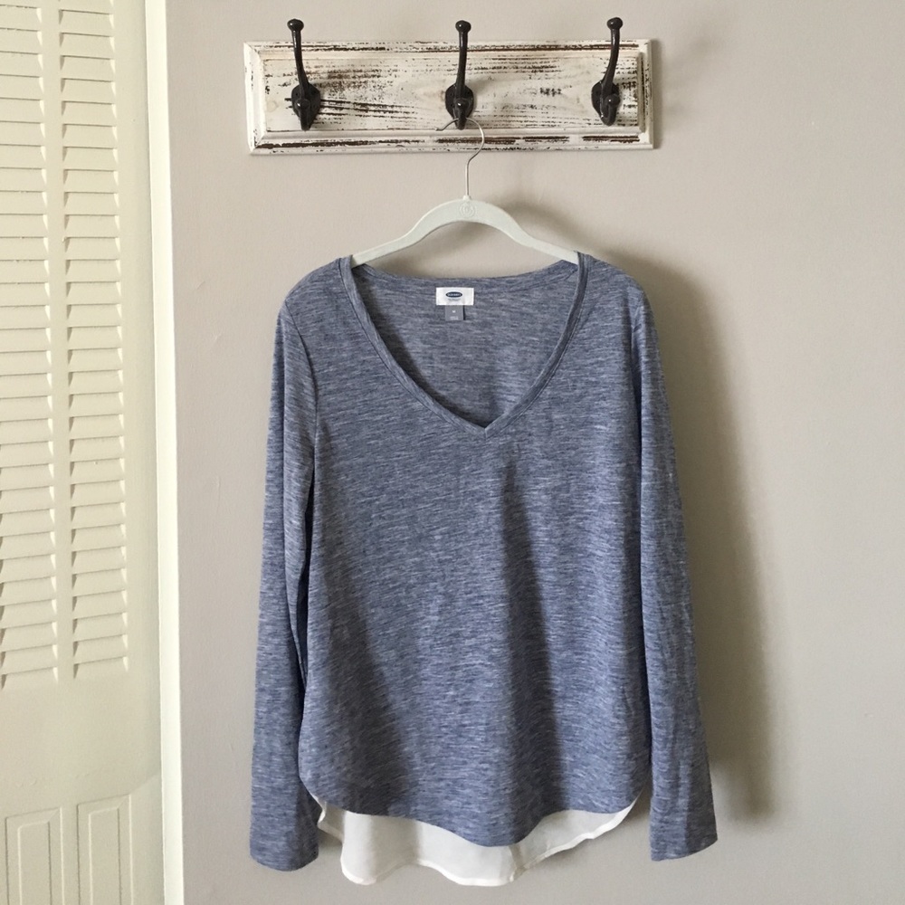 NWT medium Old Navy long sleeve T!