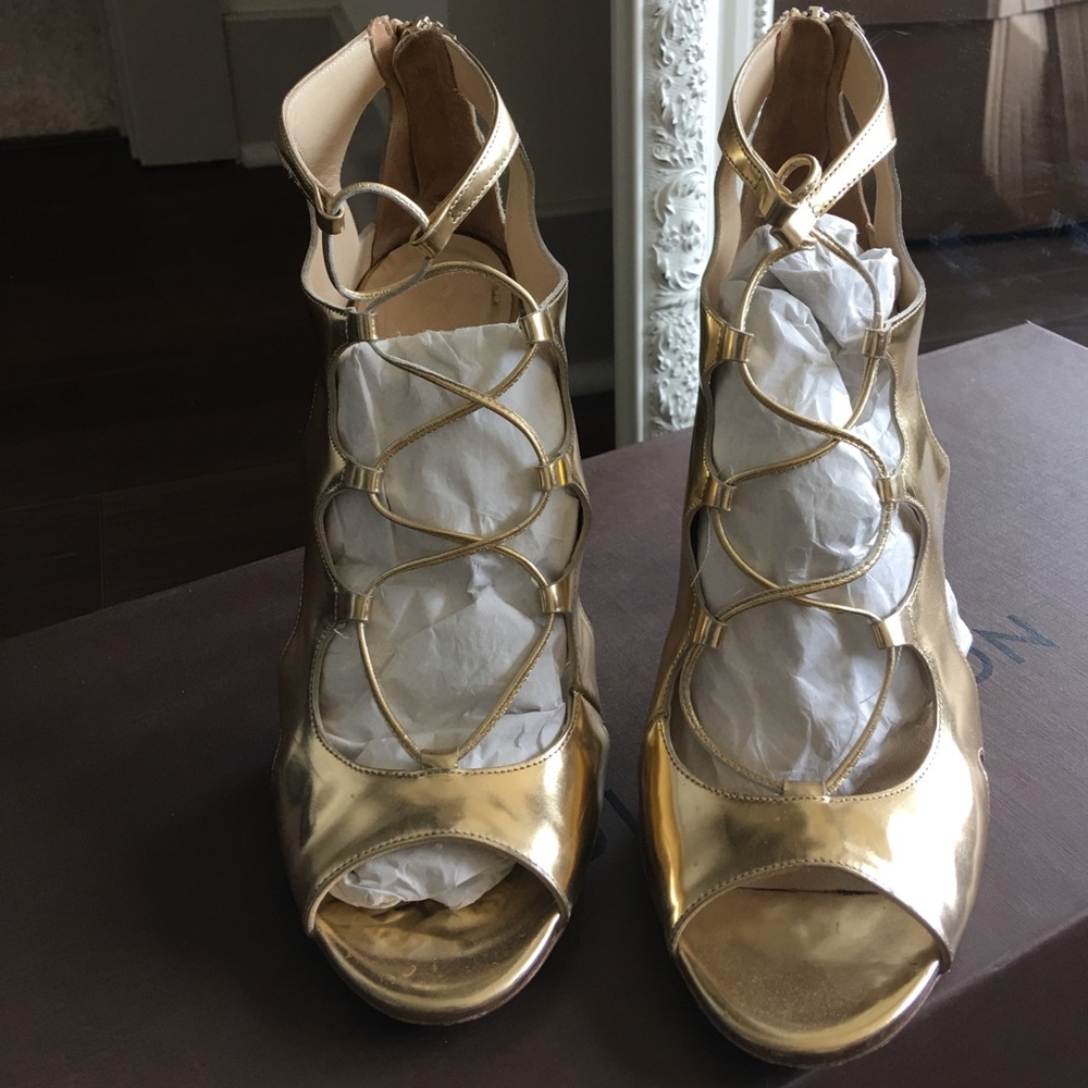 Jimmy choo. Strap heel
