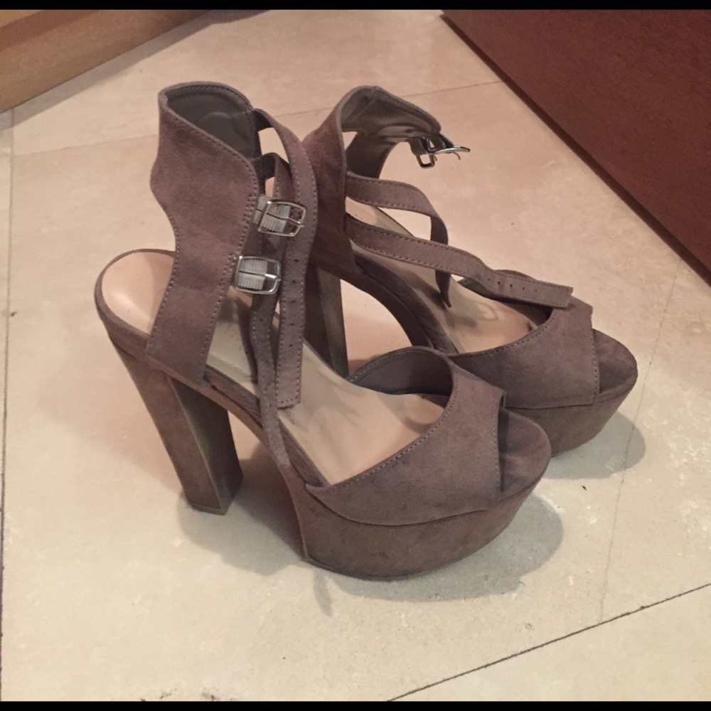 Beige Pumps