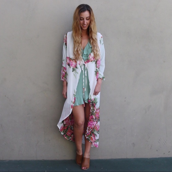 white floral duster - Picture 2 of 4