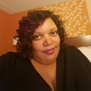 Meet your Posher, Lydia