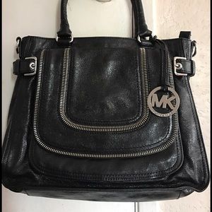 Michael kors naomi large black satchels