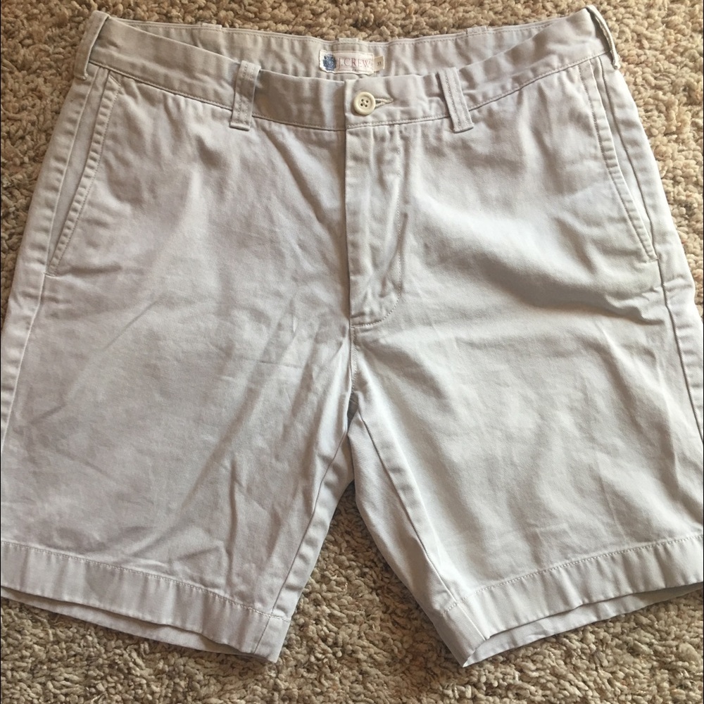 J. Crew Men'a 9" Broken-In Gramercy Shorts