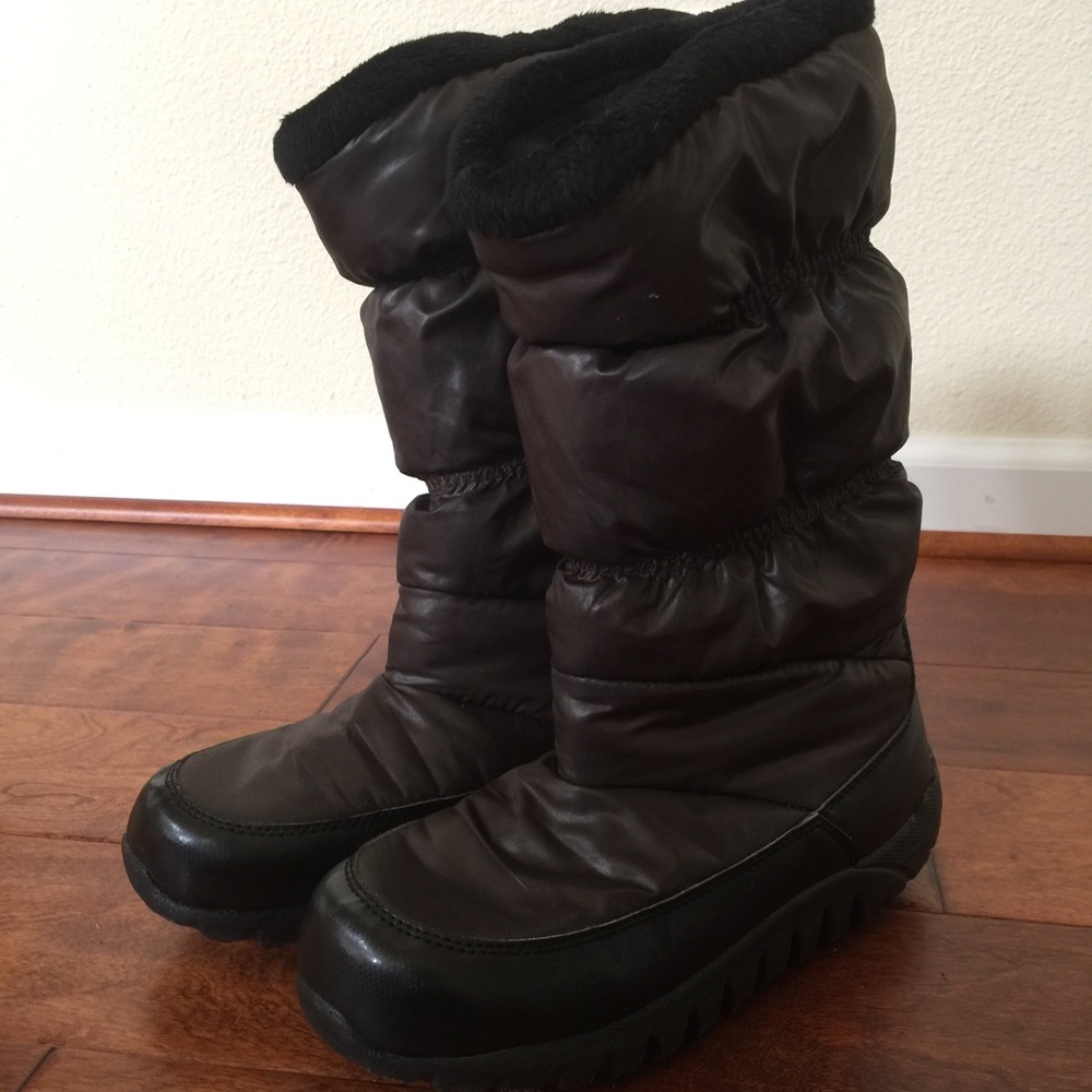 Mountrek Snow Boots Size 8