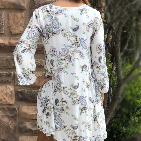 CLEARANCE ! 🌸Ivory Vintage Print Dress - Picture 5 of 5