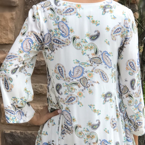 CLEARANCE! 🌸Ivory Floral Vintage Print Dress - Picture 5 of 5