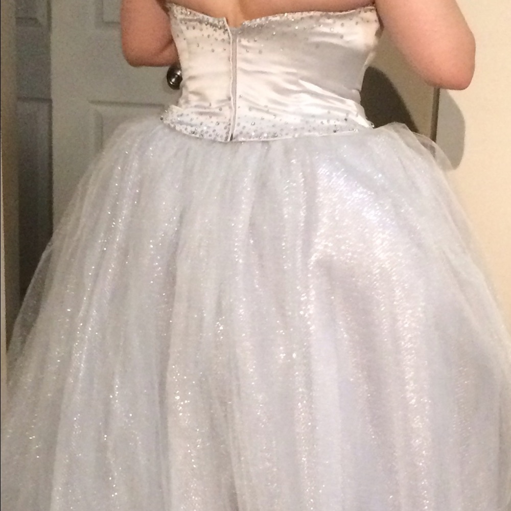 Prom Dress - Picture 5 of 7