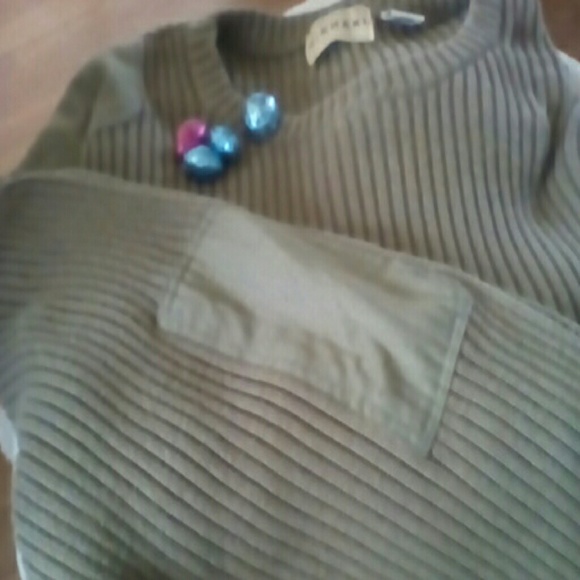 J. KHAKI Sweater - Picture 2 of 4